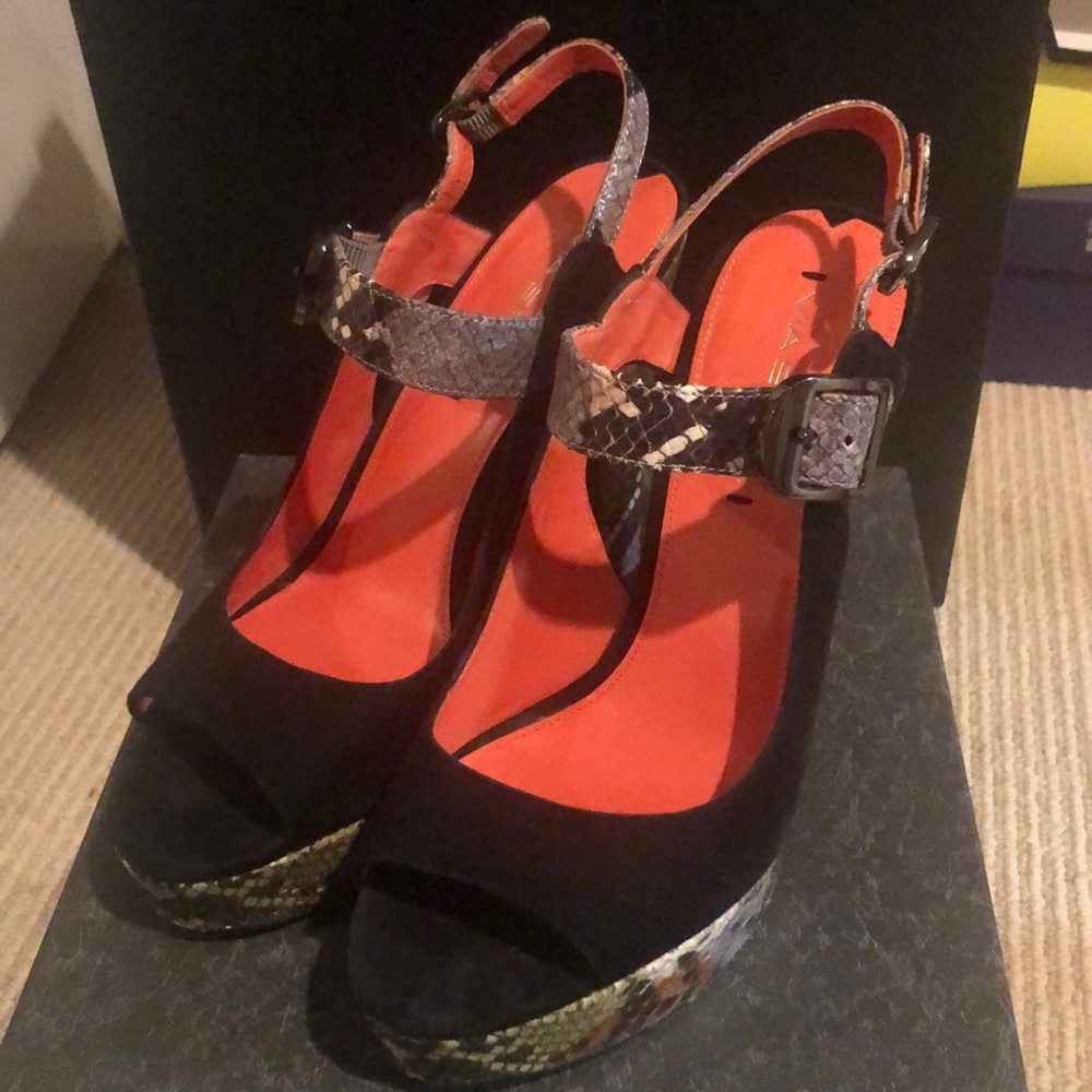 Via Spiga Snakeskin Heel